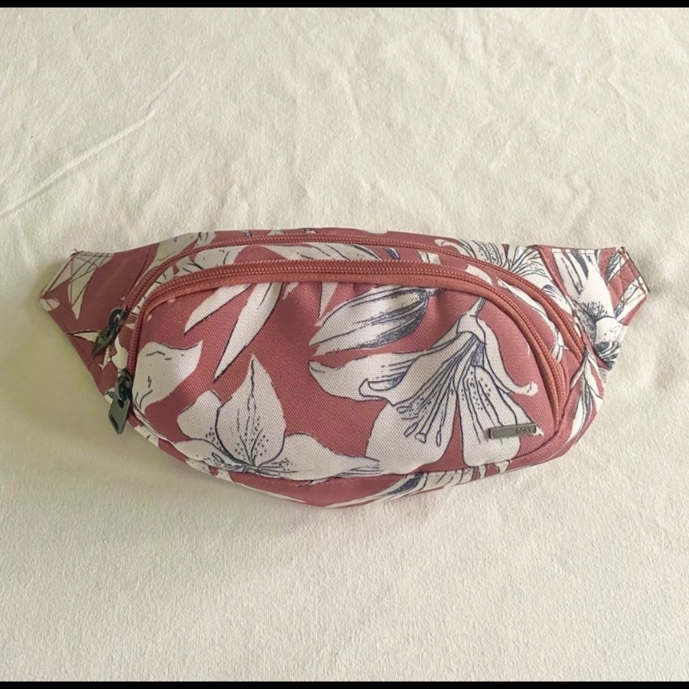 Roxy canvas belt bag - worn once - $24!